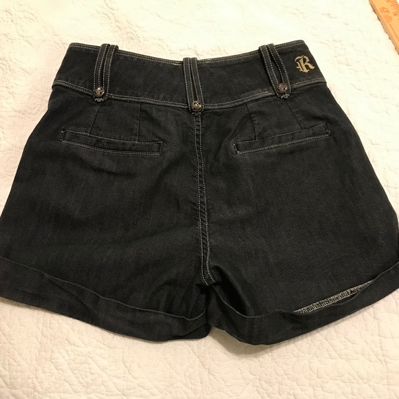 Cute Rich & Skinny dark blue denim shorts (4/27) - Picture 2 of 15